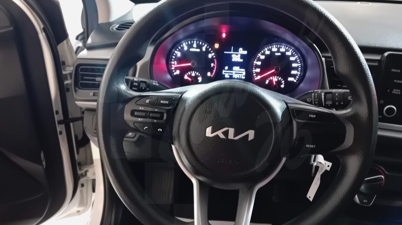 KIA RIO 1.2 i 84 CV