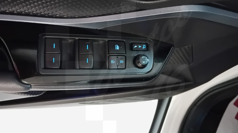 TOYOTA C-HR 2.0 HÍBRIDO 180 CV  AUTOMÁTICO