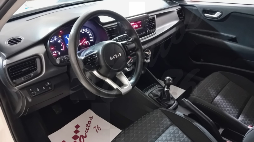KIA RIO 1.2 i 84 CV