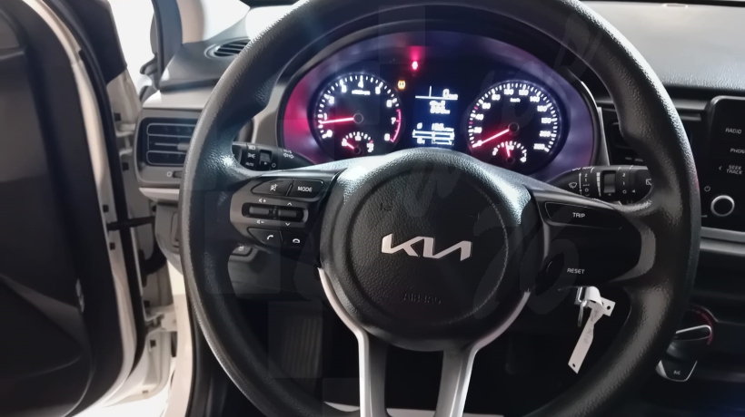 KIA RIO 1.2 i 84 CV
