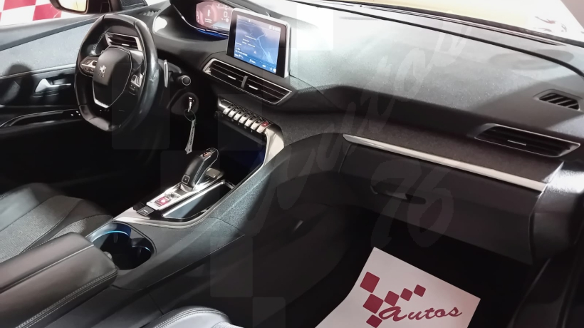 PEUGEOT 3008 1.5 HDI 130 CV AUTOMÁTICO