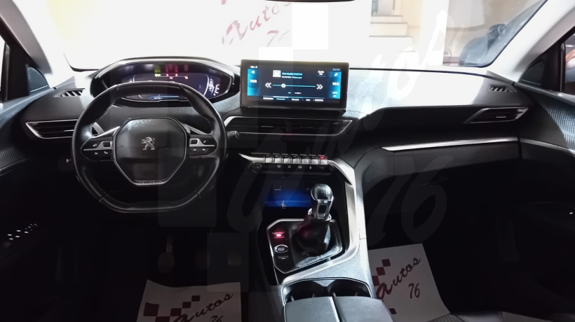 PEUGEOT 5008 1.5 HDI 130 CV 7 PLAZAS