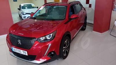 PEUGEOT 2008 1.5 HDI 130 CV