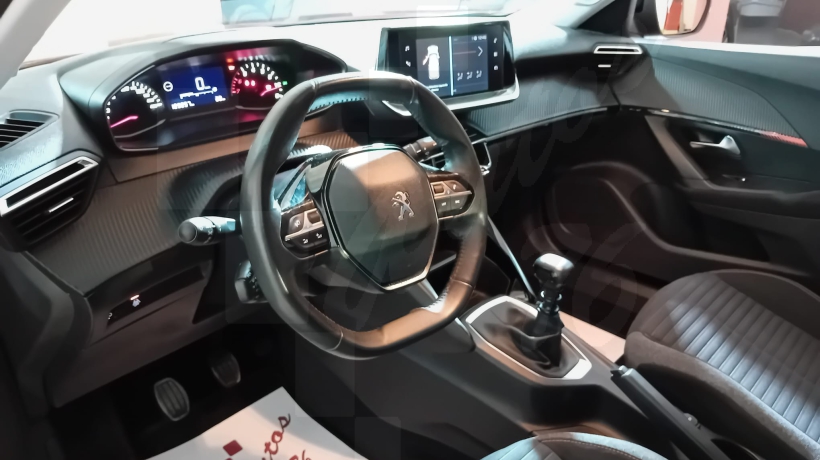 PEUGEOT 2008 1.5 HDI 110 CV