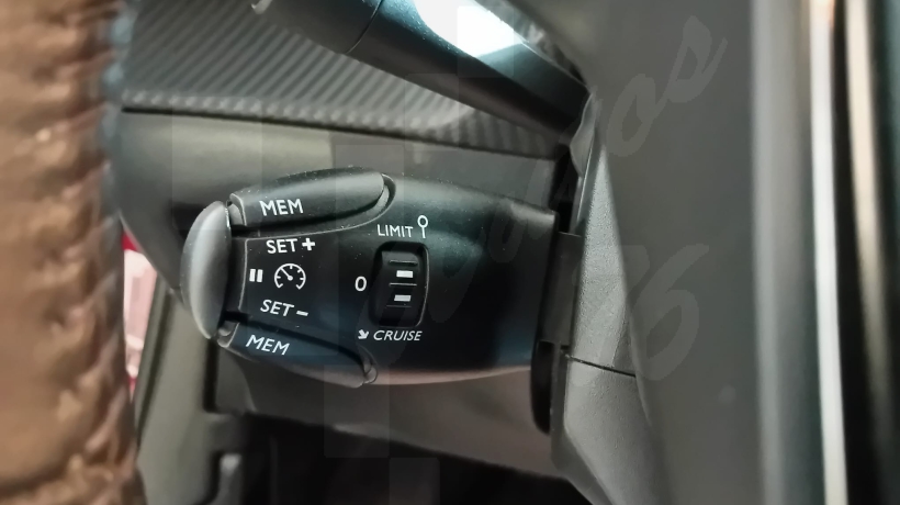 PEUGEOT 2008 1.5 HDI 110 CV