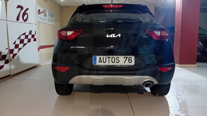 KIA STONIC 1.2 i 84 CV