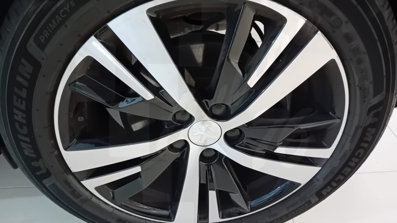 PEUGEOT 3008  1.5 HDI 130 CV GT AUTOMÁTICO
