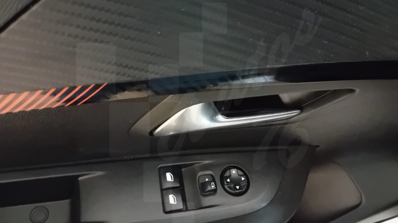 PEUGEOT 208 1.5 HDI 100 CV