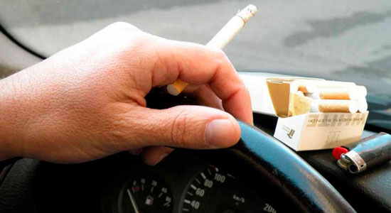 ENCENDER UN CIGARRO